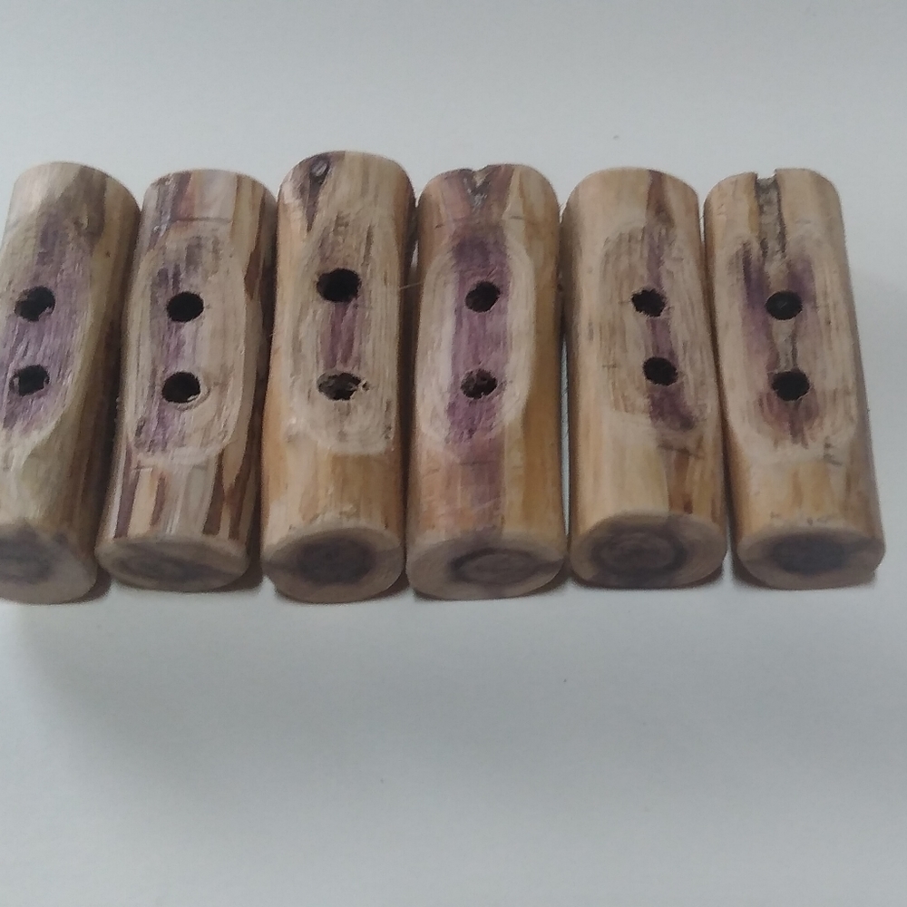 Cedar Toggle Buttons - Picture 2 of 2